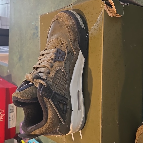 COPY - Jordan 4 Retro SE Craft - Picture 3 of 7